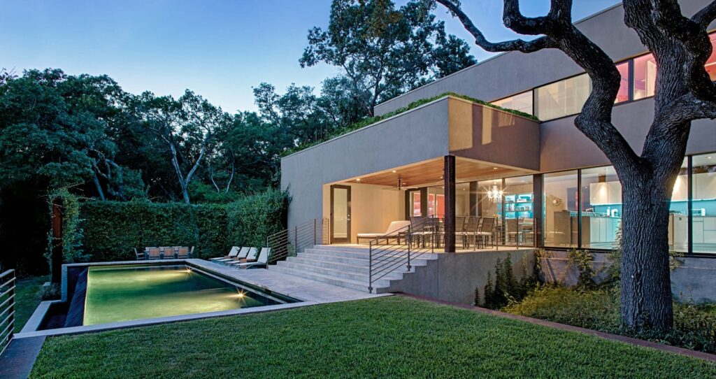 1701372080158Specht-Novak_West-Lake-Hills-Residence_Taggart-Sorensen_12